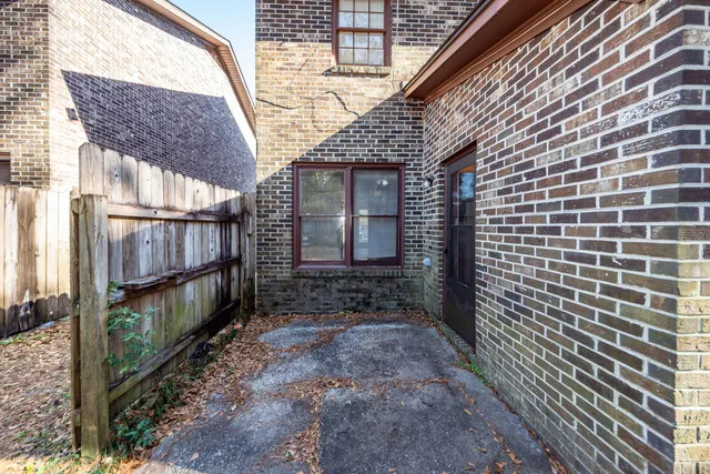 $1,550 | 114 Colonial Court, Summerville, SC 29483