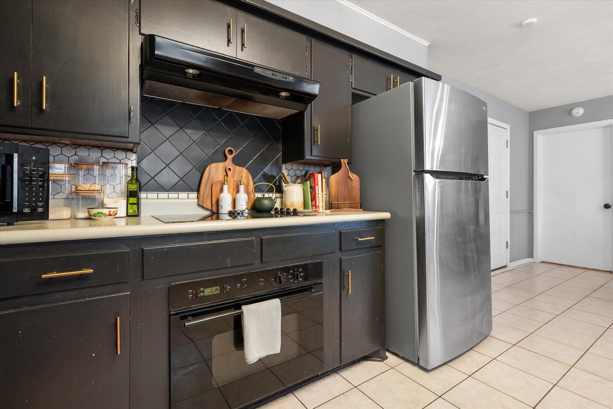 2313 52nd Street Lubbock, TX 79412 - Photo 13 of 37 33-2312 52nd St1222