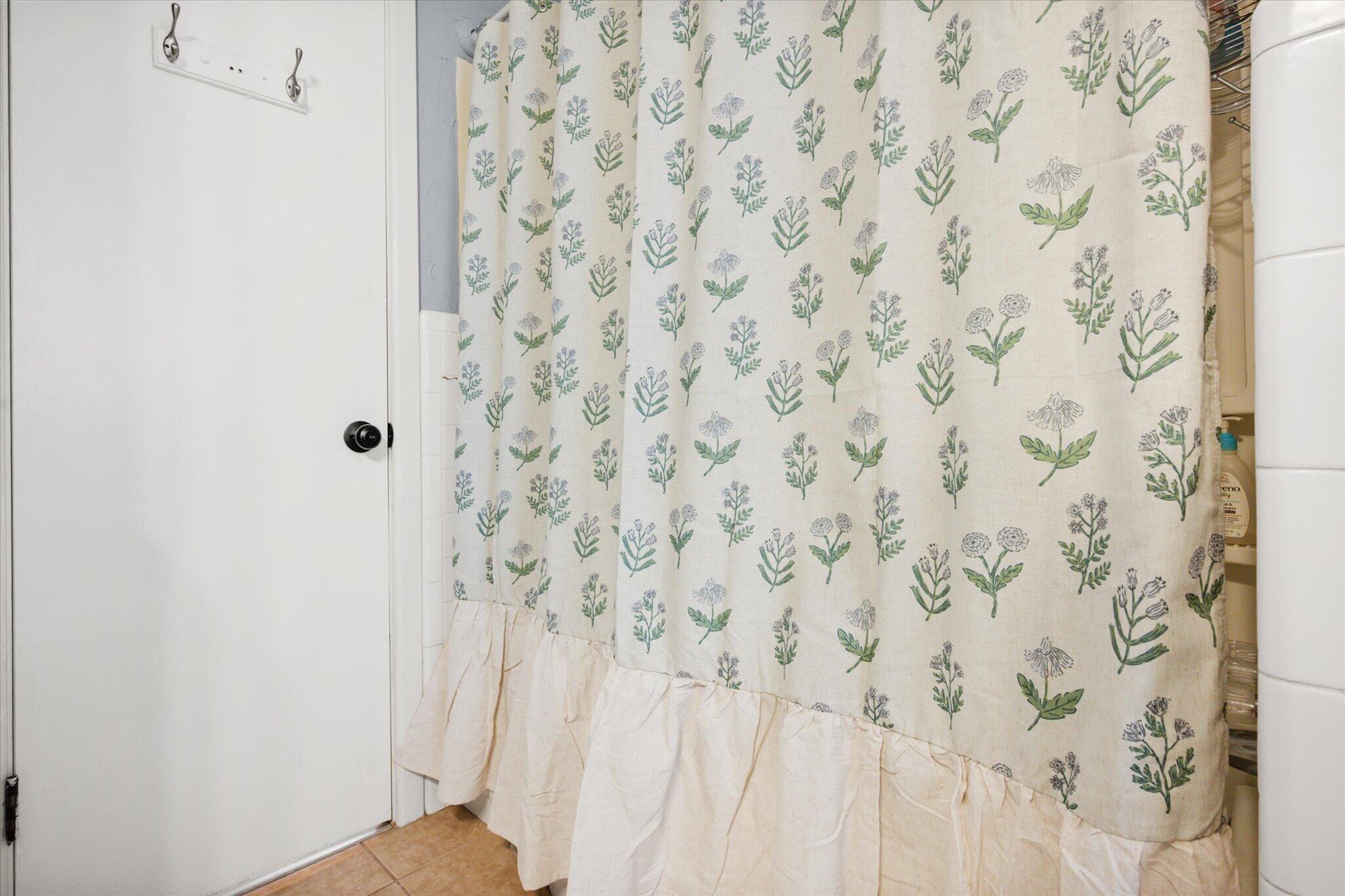 2313 52nd Street Lubbock, TX 79412 - Photo 29 of 37 08-2312 52nd St1042