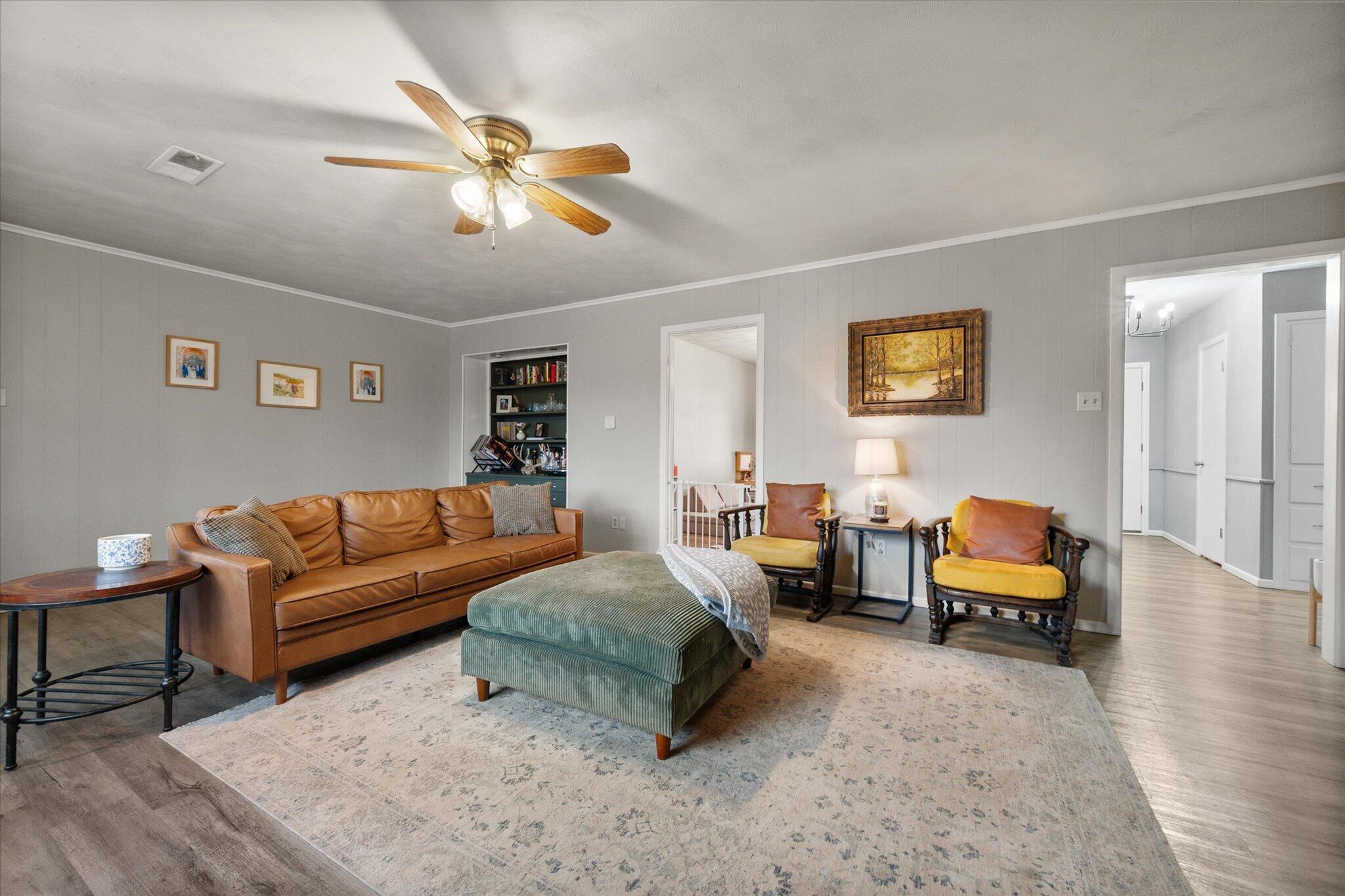 2313 52nd Street Lubbock, TX 79412 - Photo 5 of 37 12-2312 52nd St1062