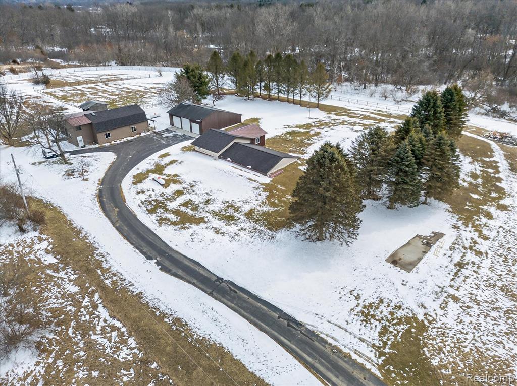14463 Seymour Road Linden, MI 48451 - Photo 65 of 65 Gallery Image 65