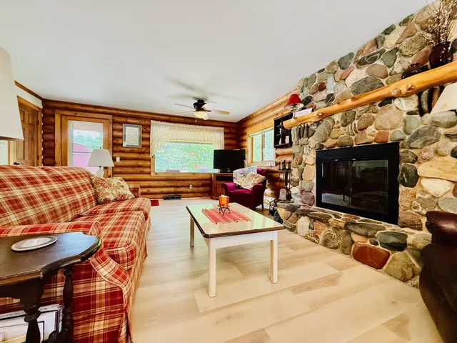 $475,000 | 18986 Captive Lake Road, Garrison, MN 56450