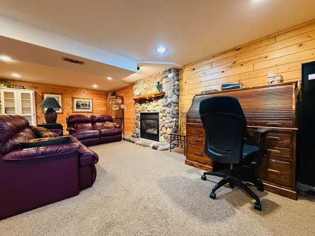 $475,000 | 18986 Captive Lake Road, Garrison, MN 56450