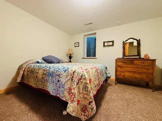 $475,000 | 18986 Captive Lake Road, Garrison, MN 56450