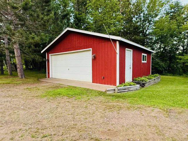 $475,000 | 18986 Captive Lake Road, Garrison, MN 56450