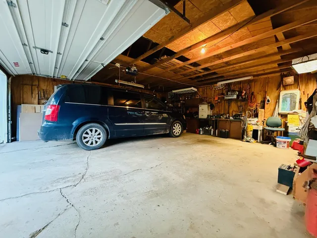 $475,000 | 18986 Captive Lake Road, Garrison, MN 56450