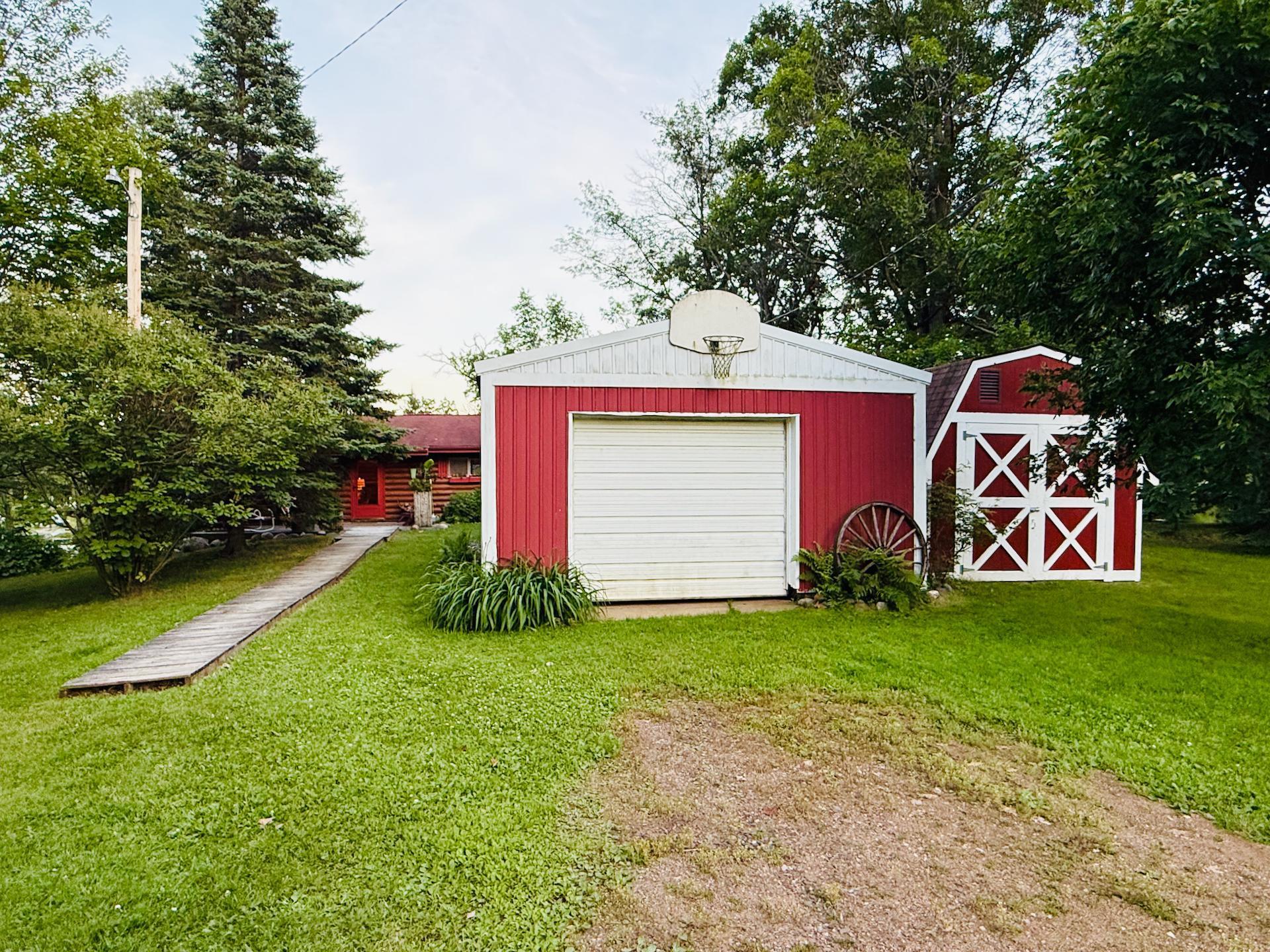 18986 Captive Lake Road Garrison, MN 56450 - Photo 8 of 50