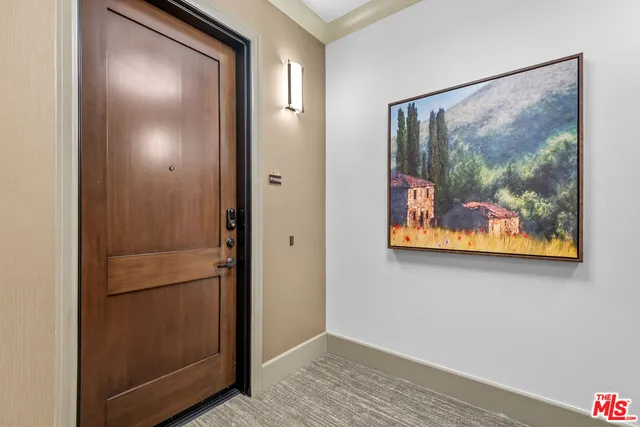 $1,095,000 | 5015 Balboa Boulevard, Unit 408, Encino, CA 91316