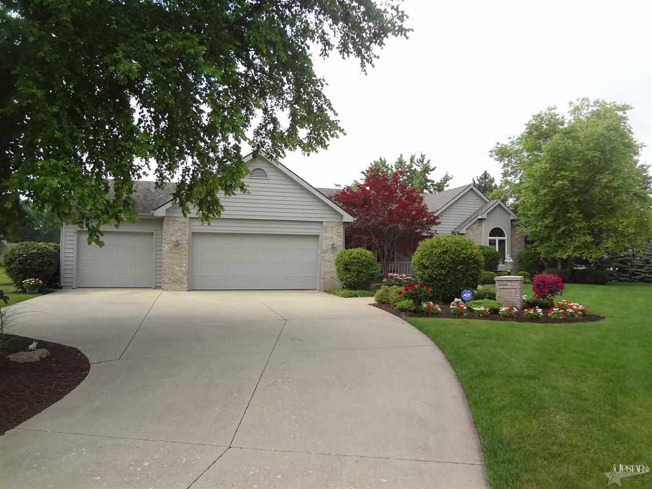 106 Estero Road Fort Wayne, IN 46845 - Photo 1 of 30 Gallery Image 1