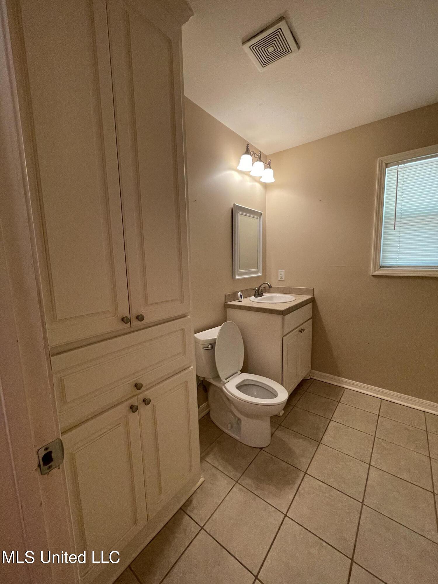 2364 Harahan Road Pearl, MS 39208 - Photo 8 of 9 IMG_6147