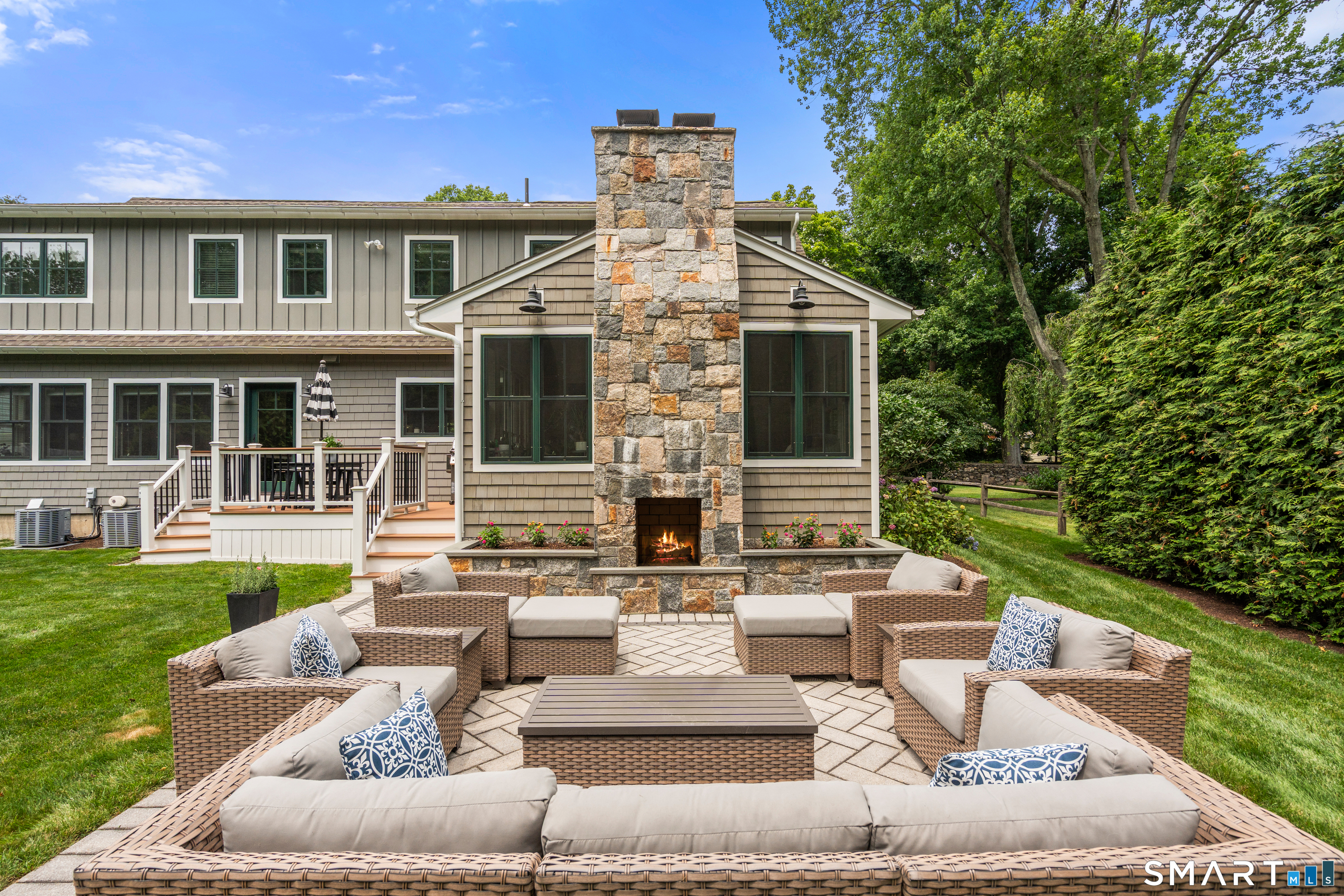 121 Osborne Hill Road Fairfield, CT 06824 - Photo 36 of 39 Outdoor Living at Its Finest, Season After Season