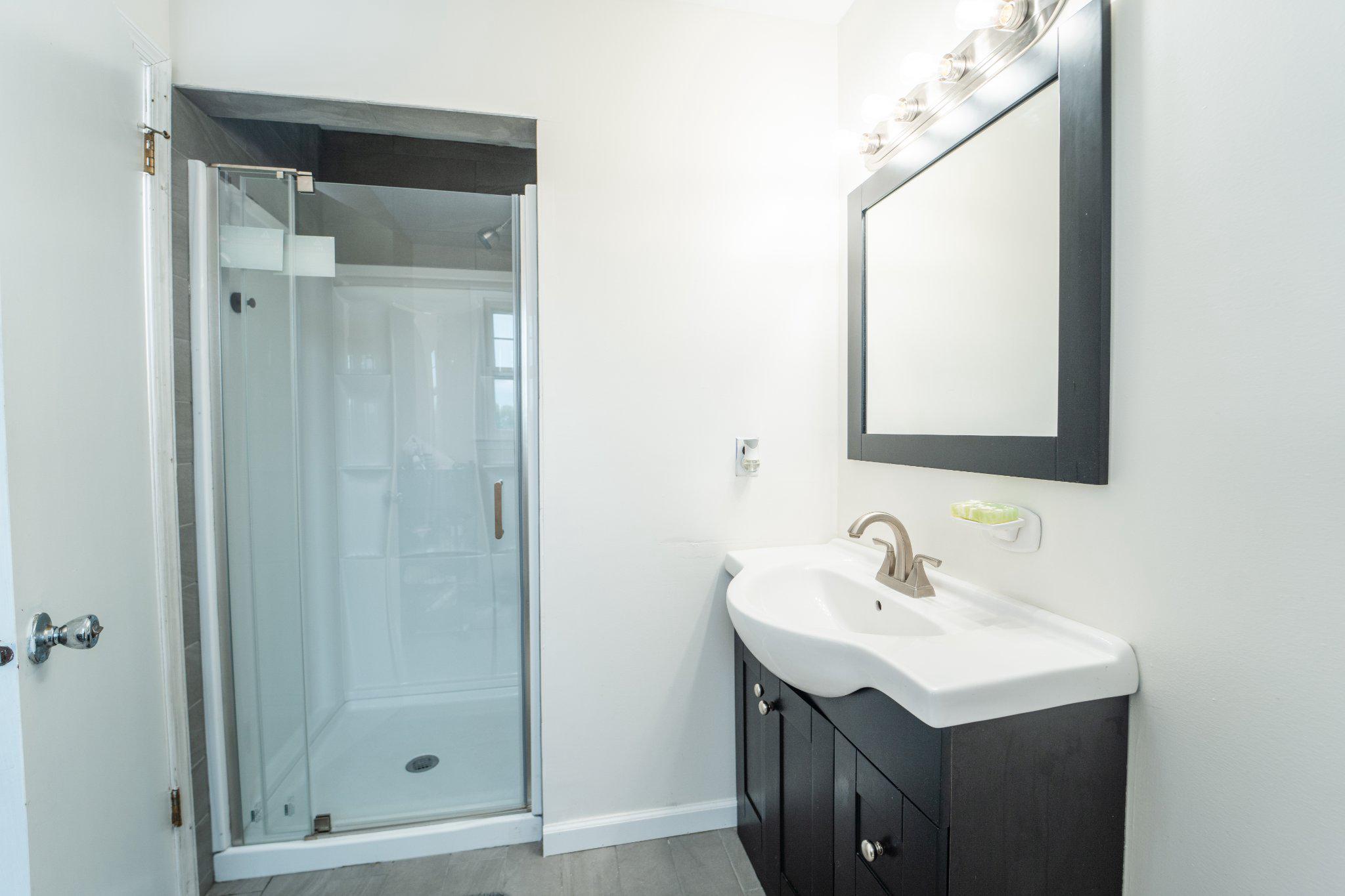 34 Craig Road New Castle, DE 19720 - Photo 23 of 30 Modern bathroom with sleek design.