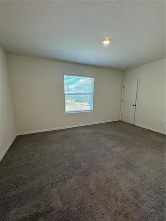 $2,500 | 8809 Milestone Drive, Sarasota, FL 34238
