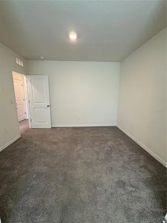 $2,500 | 8809 Milestone Drive, Sarasota, FL 34238