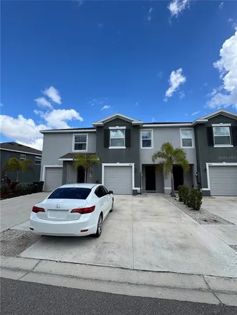 $2,600 | 8809 Milestone Drive, Sarasota, FL 34238