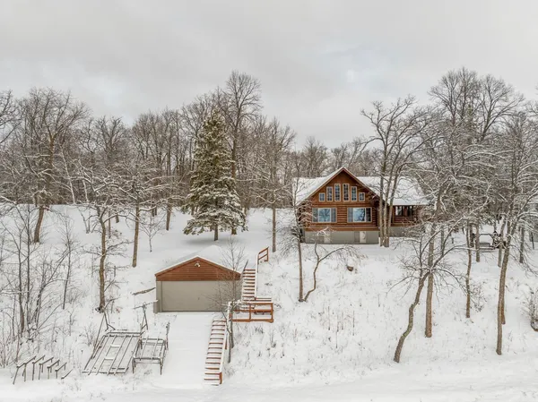 $849,000 | 40105 Hunters Road, Ponsford, MN 56575