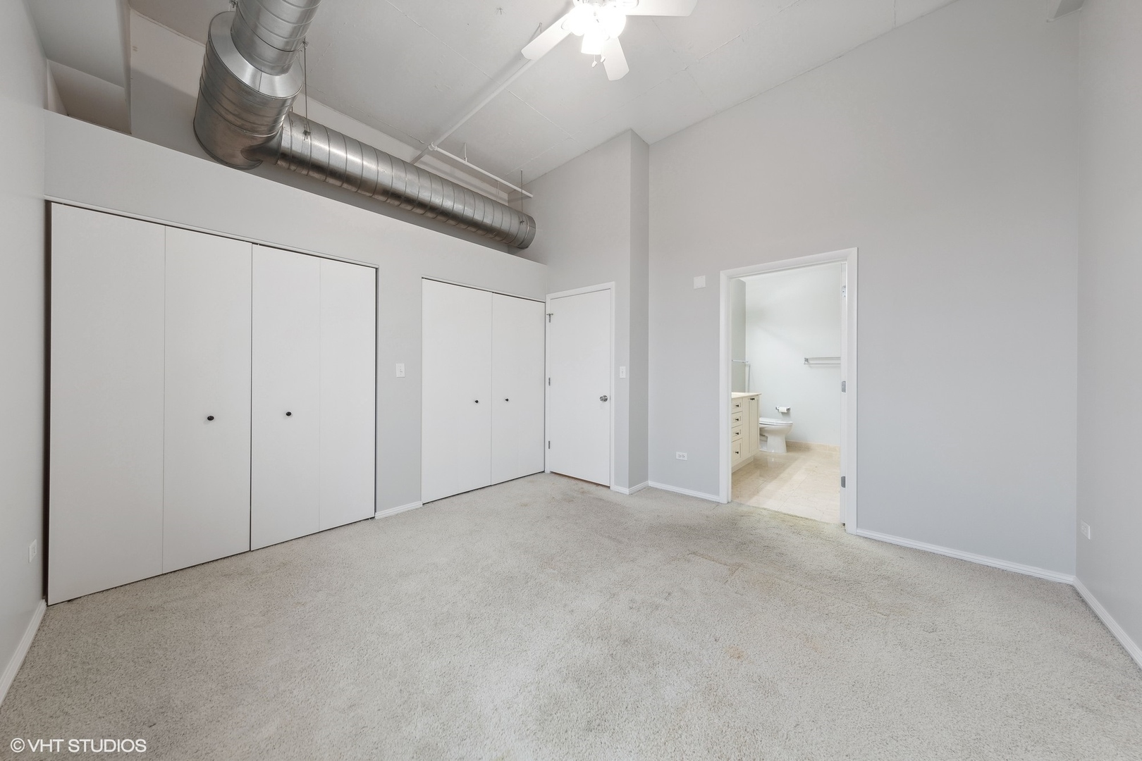 950 West Monroe Street, Unit 910 Chicago, IL 60607 - Photo 14 of 31 a view of an empty room