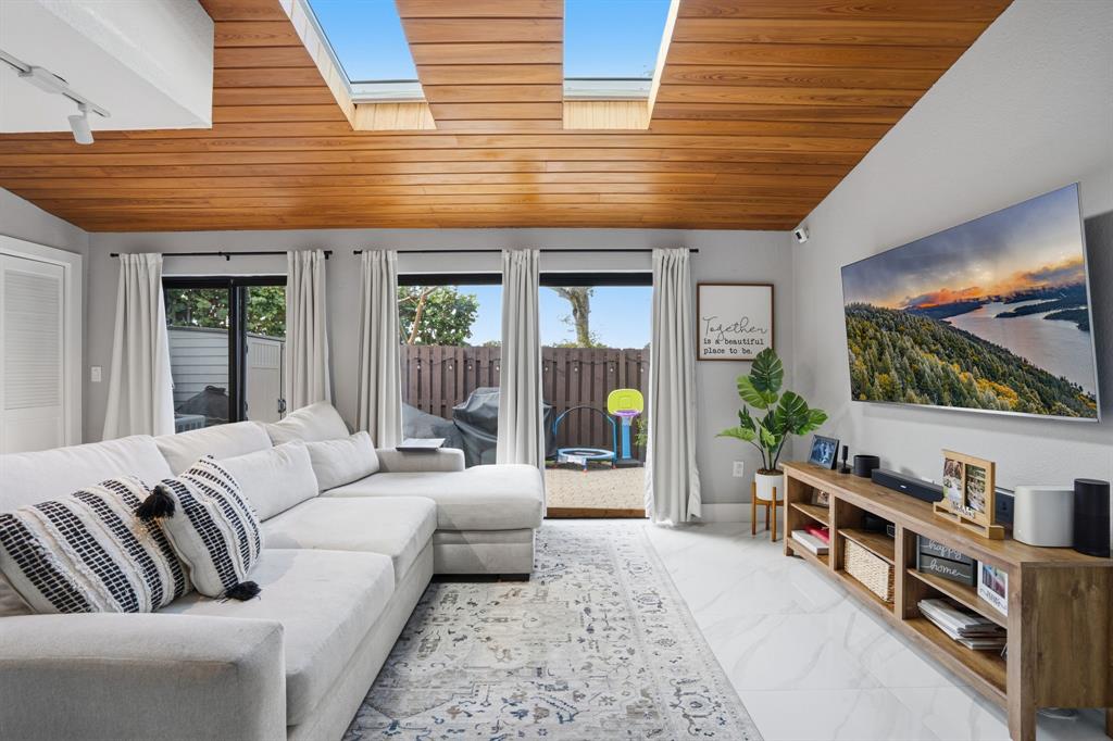 7136 Southwest 105th Court, Unit 7136 Miami, FL 33173 - Photo 18 of 39