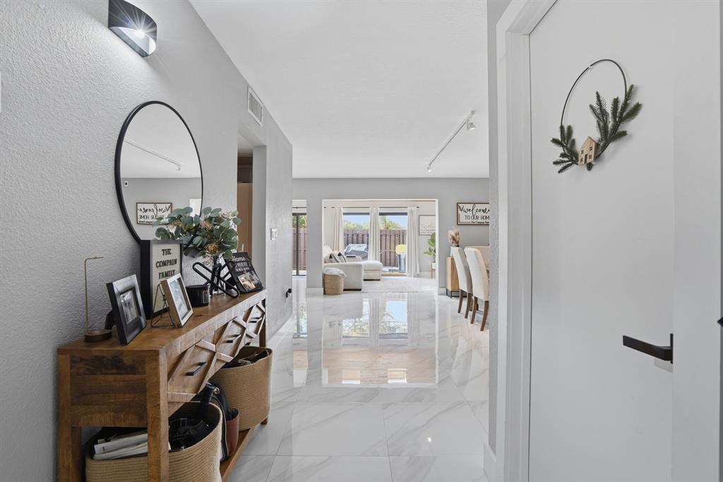 7136 Southwest 105th Court, Unit 7136 Miami, FL 33173 - Photo 7 of 39