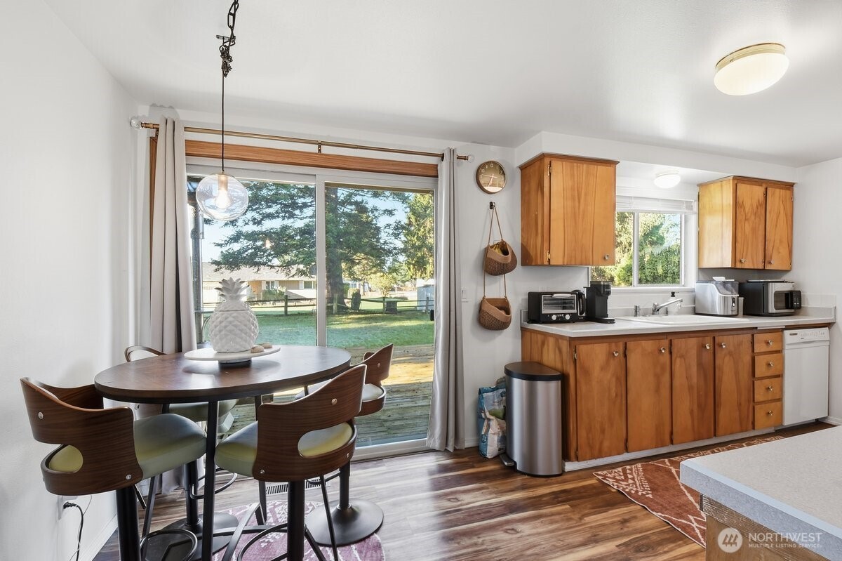 1107 South Spruce Street Burlington, WA 98233 - Photo 12 of 12