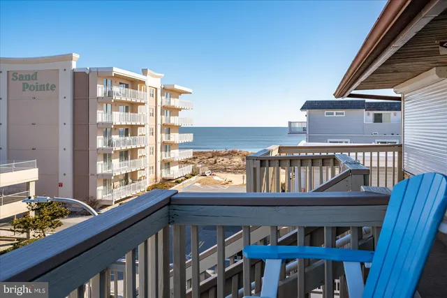 $290,000 | 9 41st Street, Unit 320, Ocean City, MD 21842