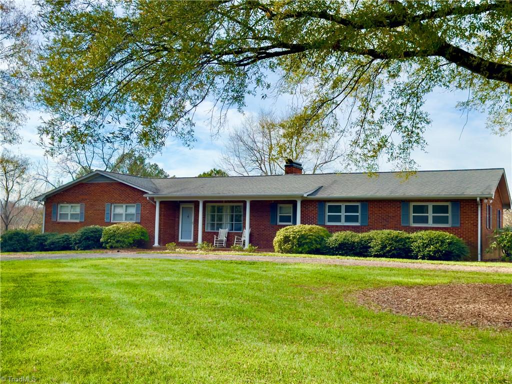 150 River View Lane Elkin, NC 28621 - Photo 1 of 40