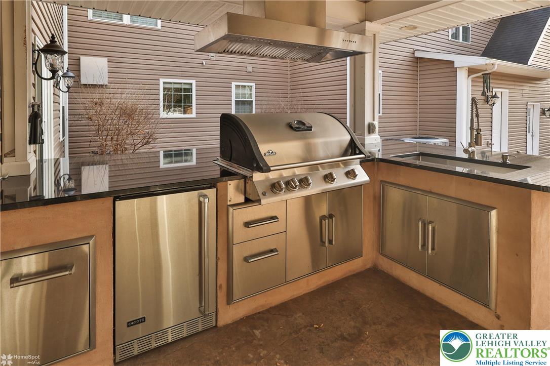 284 Walker Road Macungie, PA 18062 - Photo 19 of 98