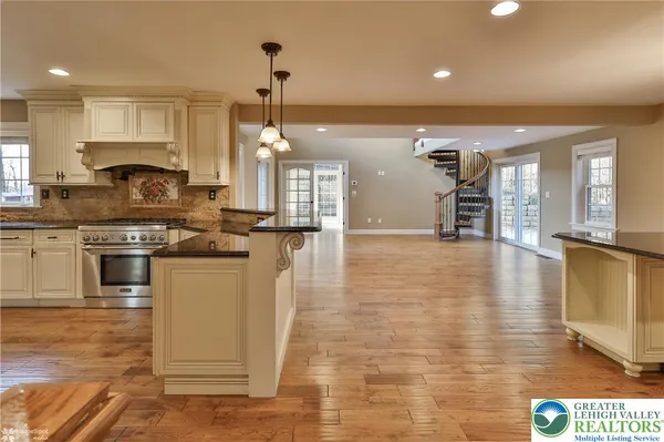 $1,475,000 | 284 Walker Road, Macungie, PA 18062