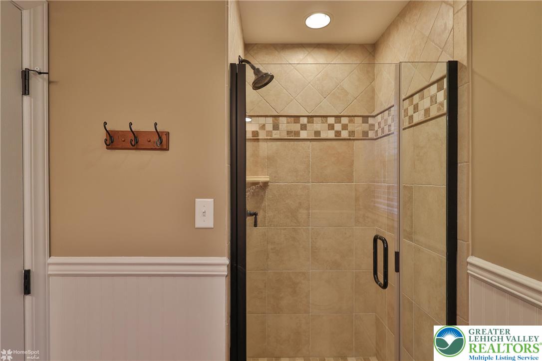 284 Walker Road Macungie, PA 18062 - Photo 63 of 98