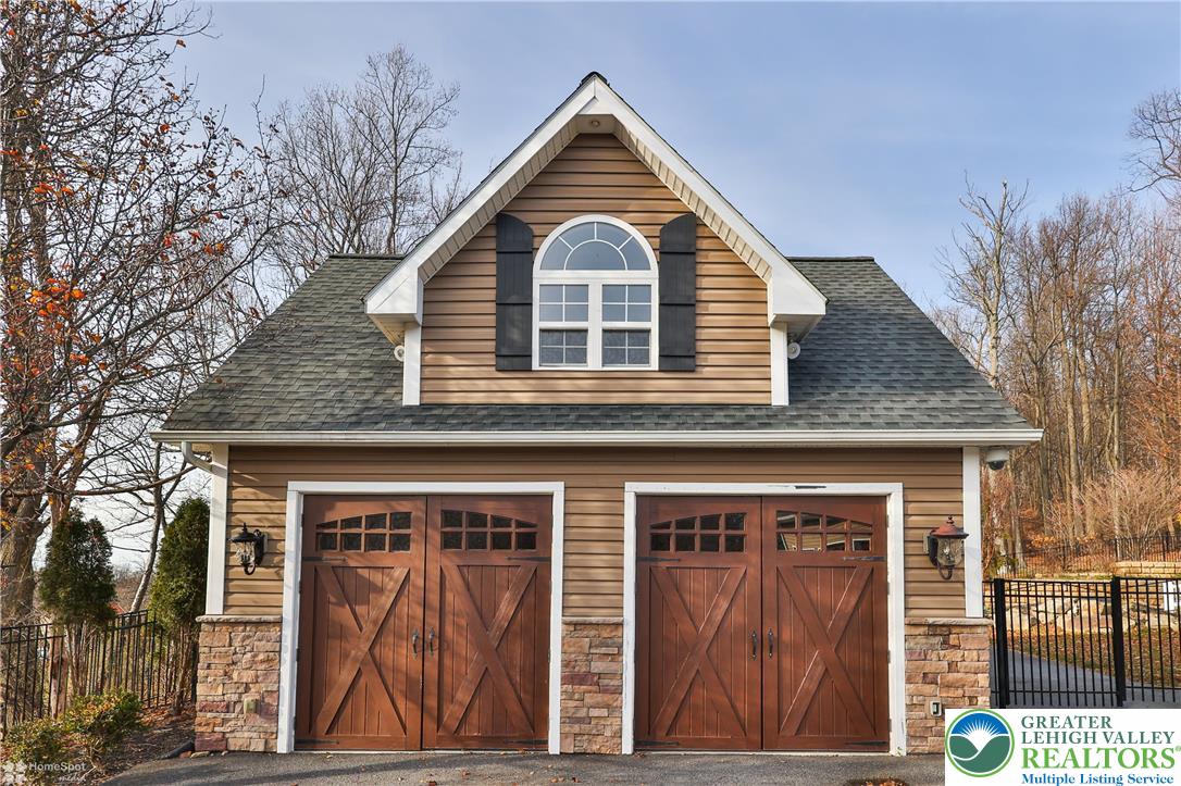 284 Walker Road Macungie, PA 18062 - Photo 7 of 98