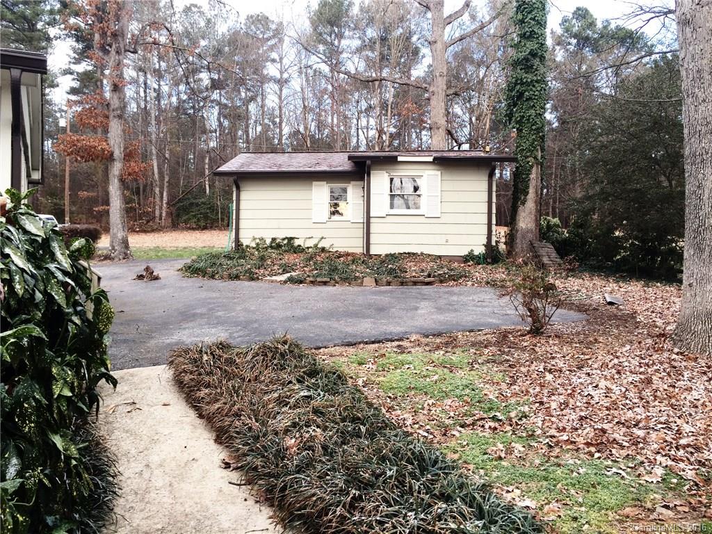 9177 Azalea Road Sherrills Ford, NC 28673 - Photo 4 of 24 Gallery Image 4