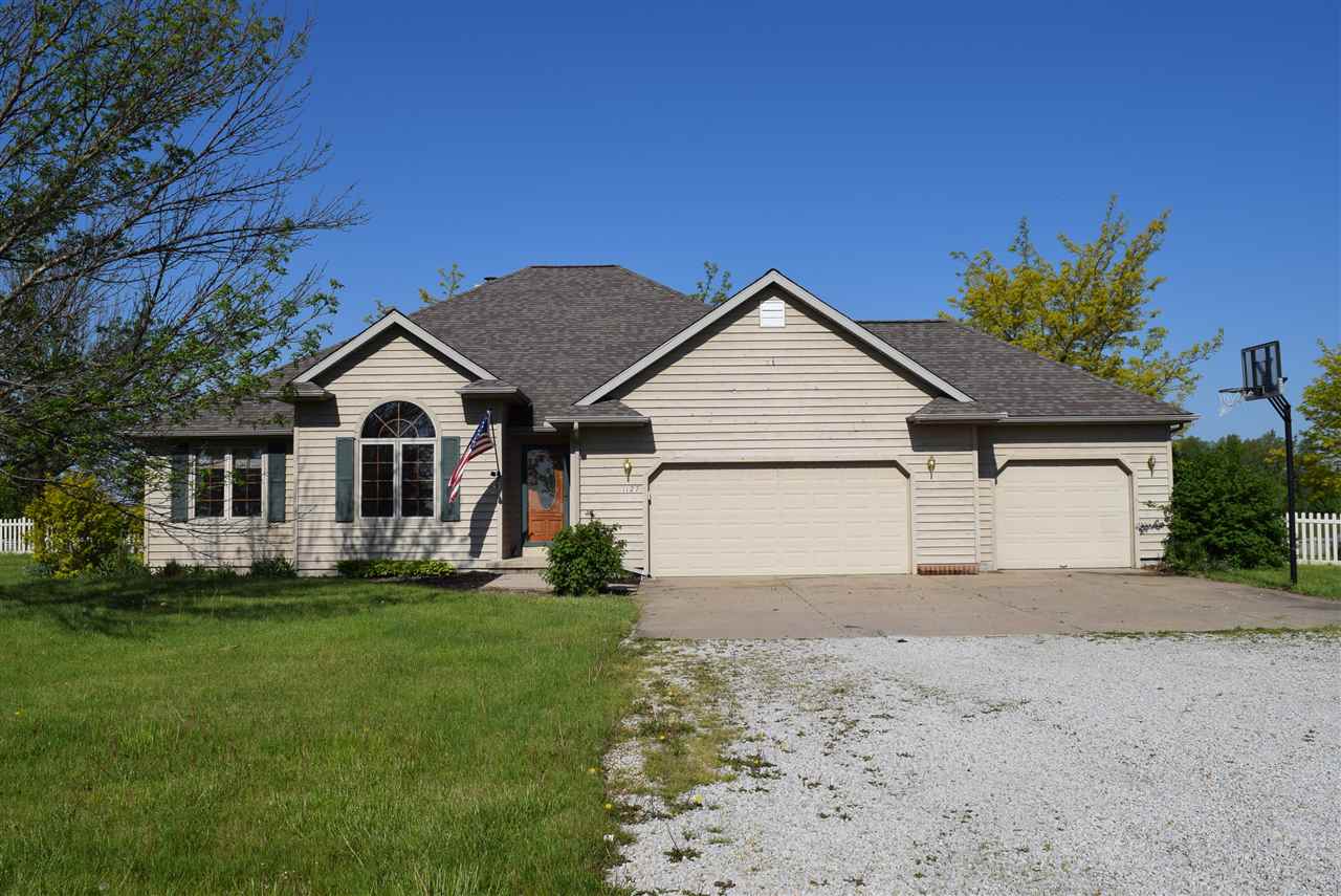 1127 North Nofsinger Road Metamora, IL 61548 - Photo 1 of 36 Gallery Image 1