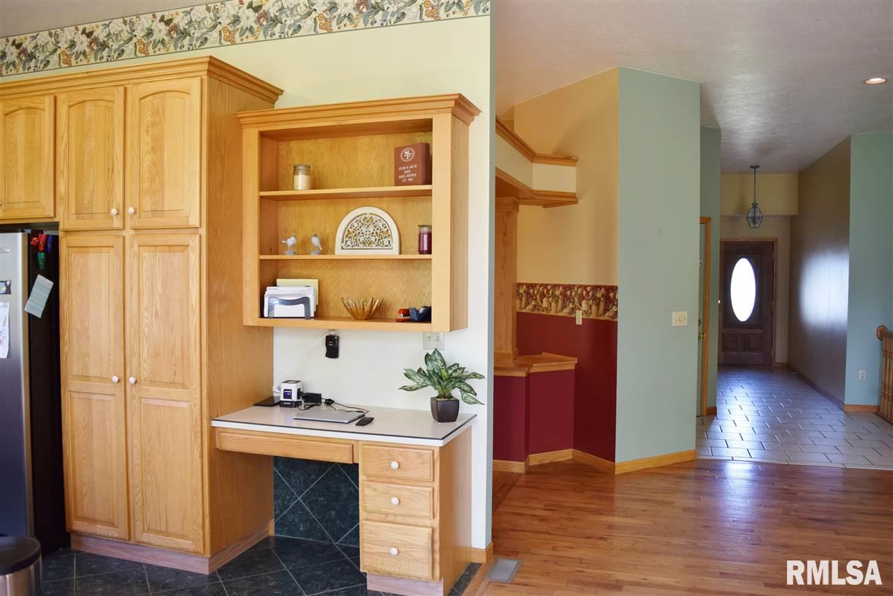 1127 North Nofsinger Road Metamora, IL 61548 - Photo 7 of 36 Gallery Image 7