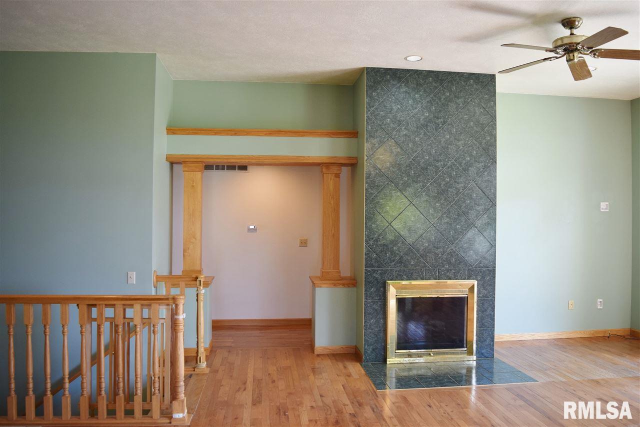 1127 North Nofsinger Road Metamora, IL 61548 - Photo 10 of 36 Gallery Image 10