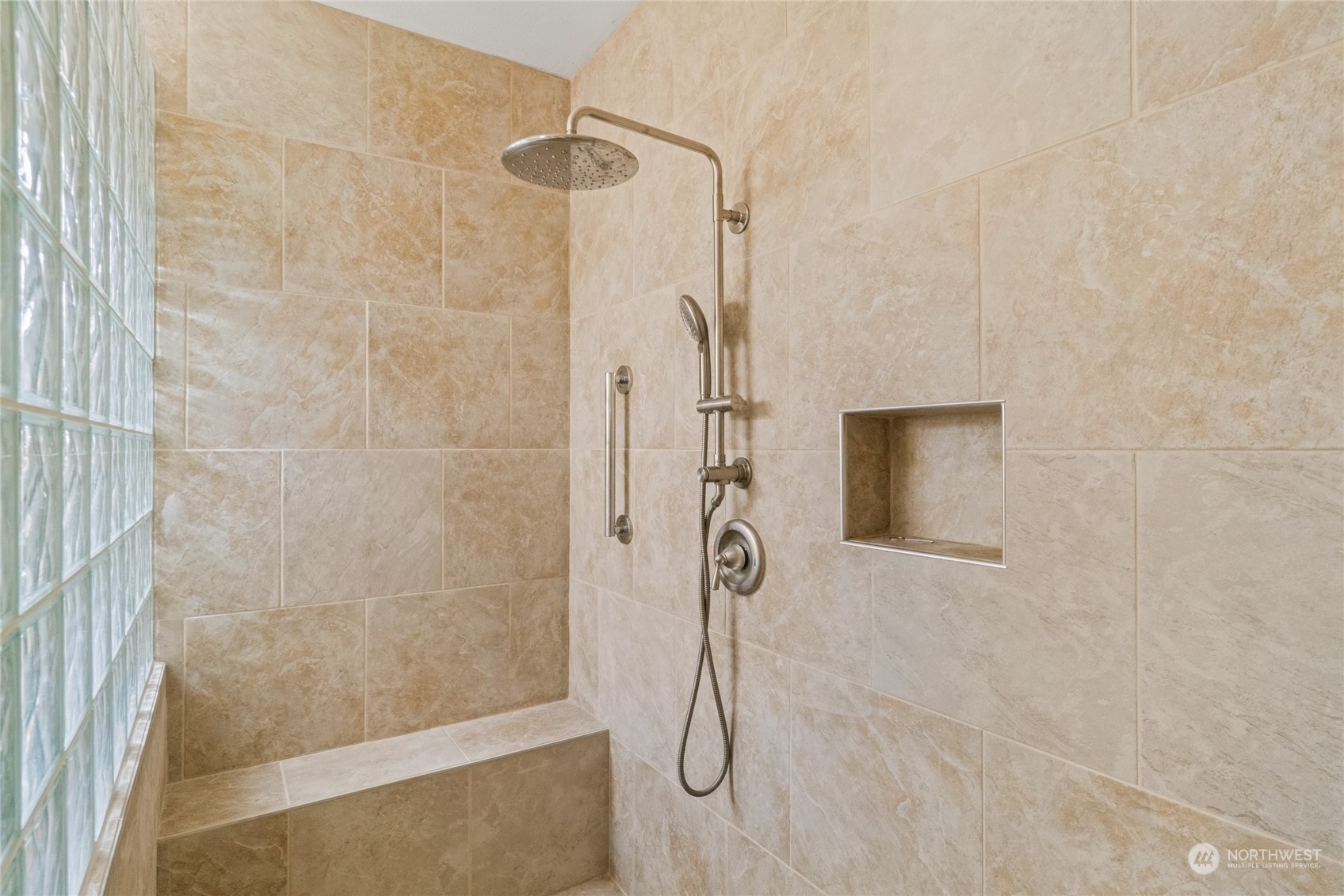 8 Valley View Park Road Omak, WA 98841 - Photo 25 of 40 a bathroom with a shower