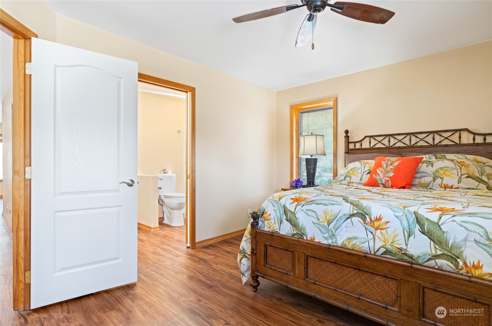 8 Valley View Park Road Omak, WA 98841 - Photo 31 of 40 a bedroom with a bed and wooden floor