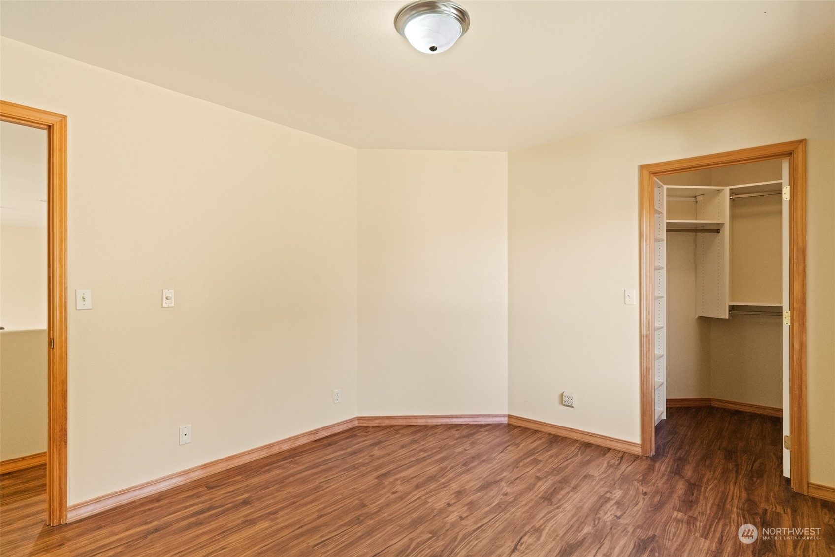 8 Valley View Park Road Omak, WA 98841 - Photo 34 of 40 a view of an empty room with wooden floor and a window