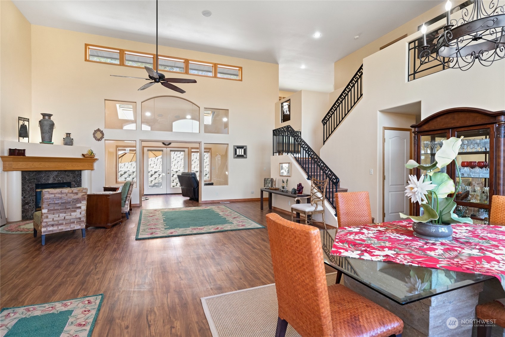 8 Valley View Park Road Omak, WA 98841 - Photo 6 of 40 a living room with furniture dining table and wooden floor