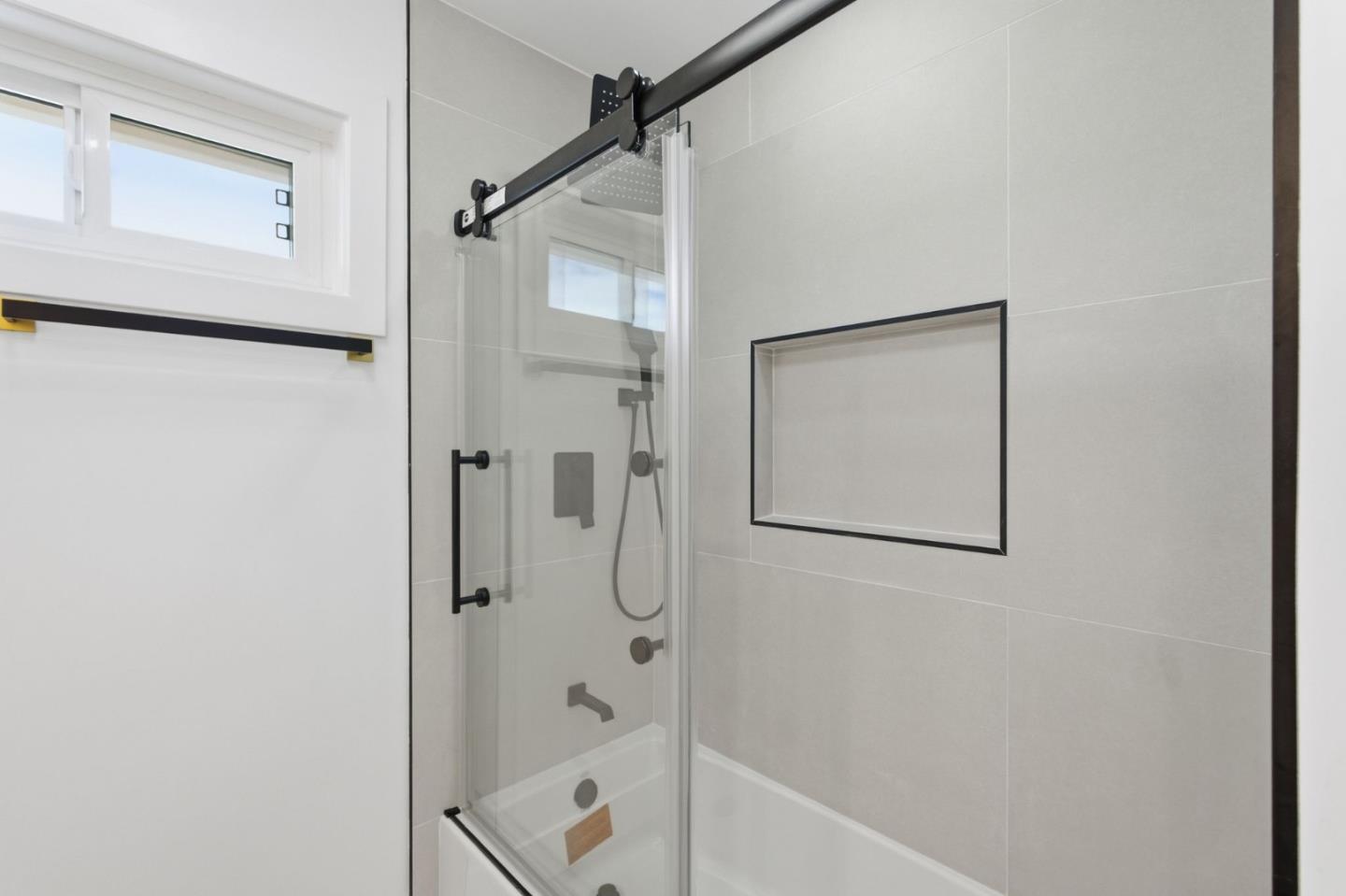 300 Fair Haven Road Alameda, CA 94501 - Photo 30 of 46 Gallery Image 30