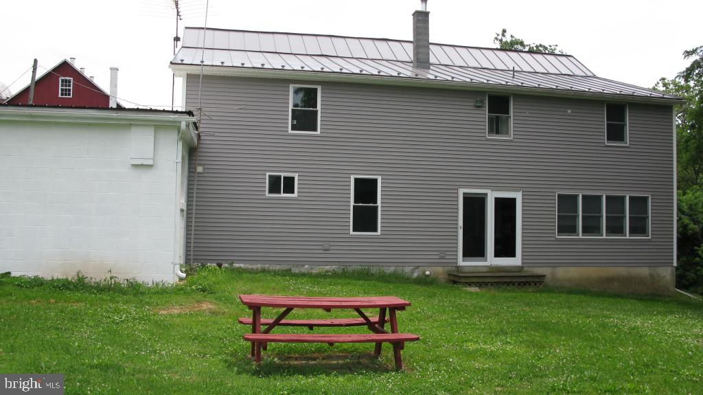 1726 Auction Road Manheim, PA 17545 - Photo 5 of 55