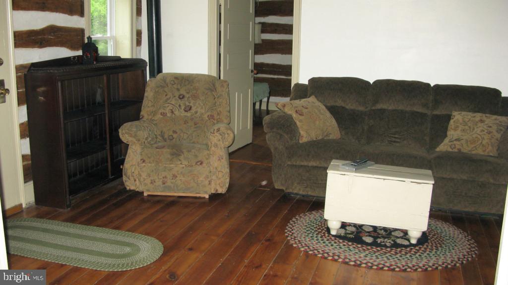 1726 Auction Road Manheim, PA 17545 - Photo 7 of 55