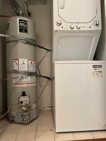 $3,190 | 1131 Campbell Street, Unit 212, Glendale, CA 91207