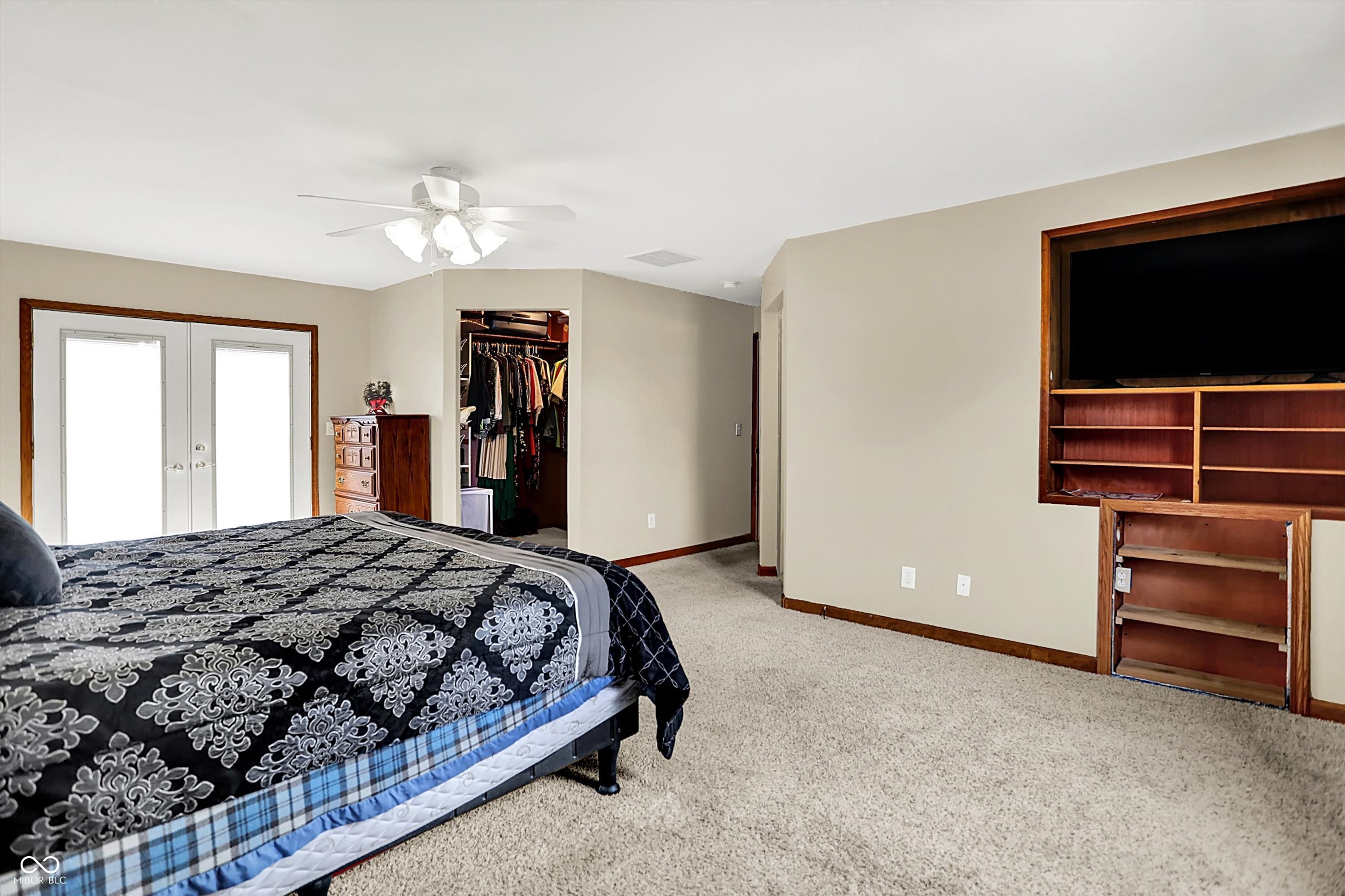 3365 Virginia Street Columbus, IN 47203 - Photo 11 of 31 Gallery Image 11