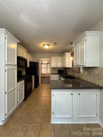 $1,950 | 7809 Glencannon Drive, Charlotte, NC 28227