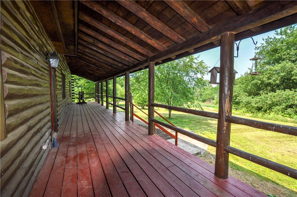 241 Logan Road Valencia, PA 16059 - Photo 8 of 24