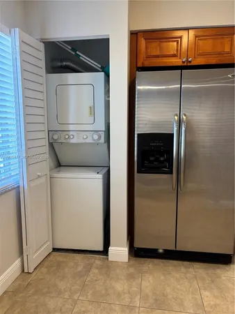 $1,950 | 1650 Southwest 124th Terrace, Unit 303D, Pembroke Pines, FL 33027