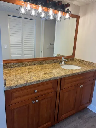 $1,950 | 1650 Southwest 124th Terrace, Unit 303D, Pembroke Pines, FL 33027
