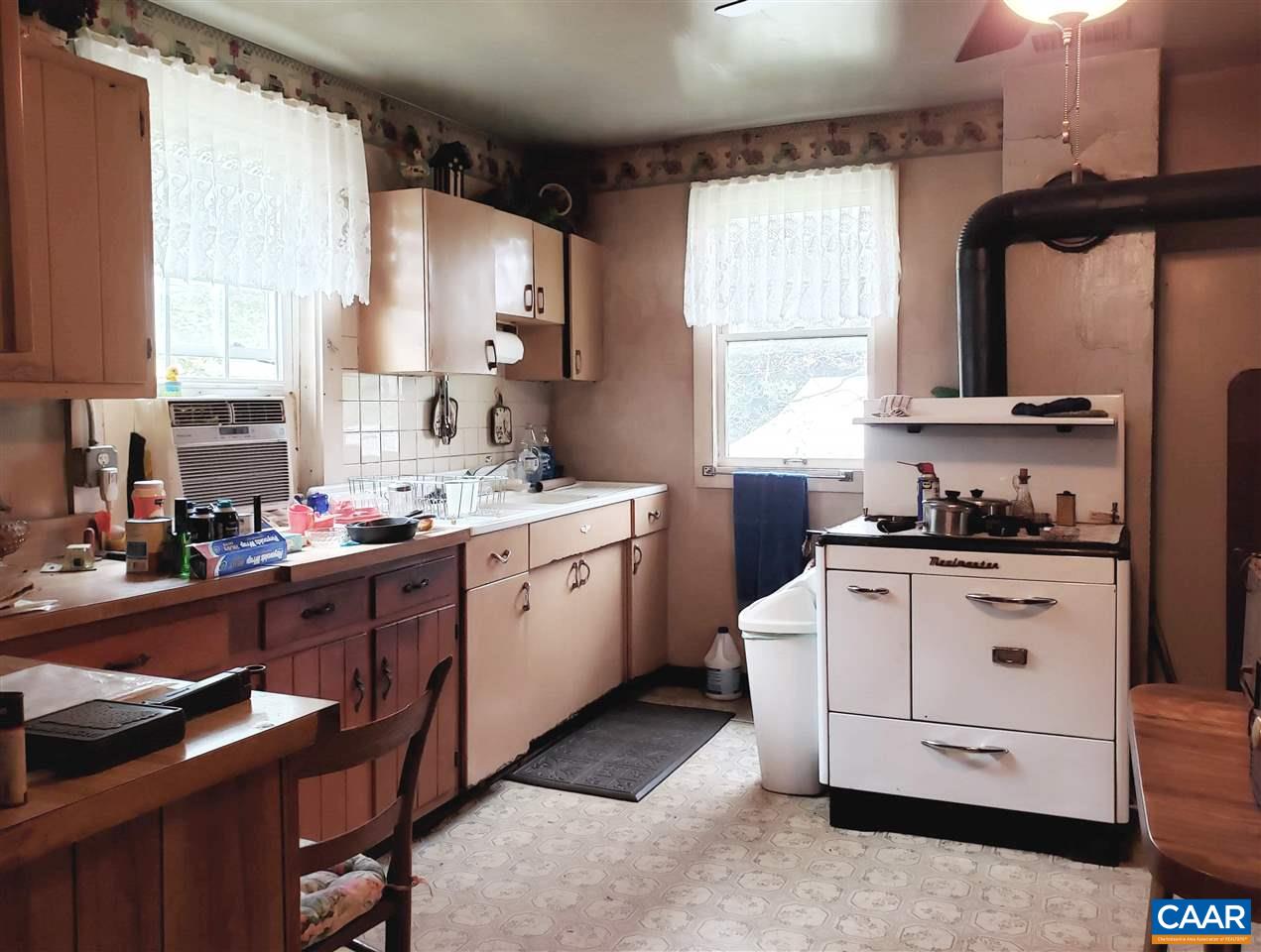 458 Leathers Road Etlan, VA 22719 - Photo 7 of 20 Gallery Image 7