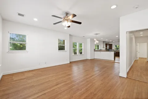 $610,000 | 3203 East 18th Street, Austin, TX 78721