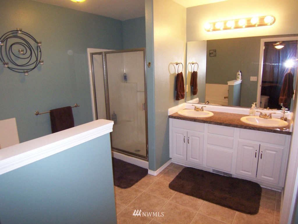 2794 Erlands Point Road Northwest Bremerton, WA 98312 - Photo 15 of 15 Gallery Image 15